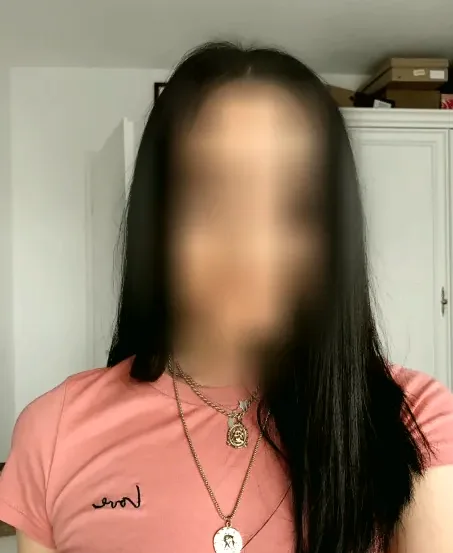 Amira, 36