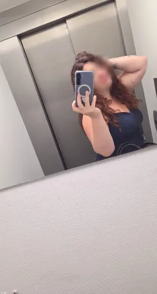 Emily, 34