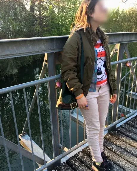 Morag, 24