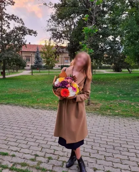 Natalia, 35