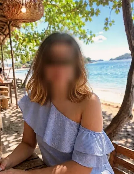 Nicola, 36