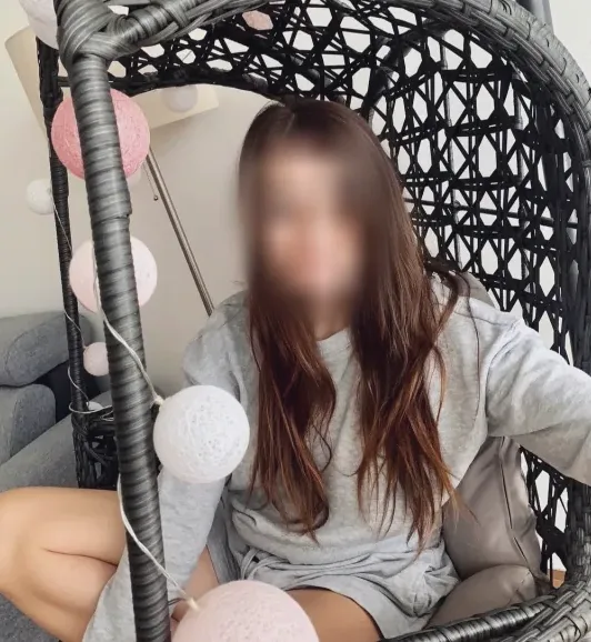 Salma, 28